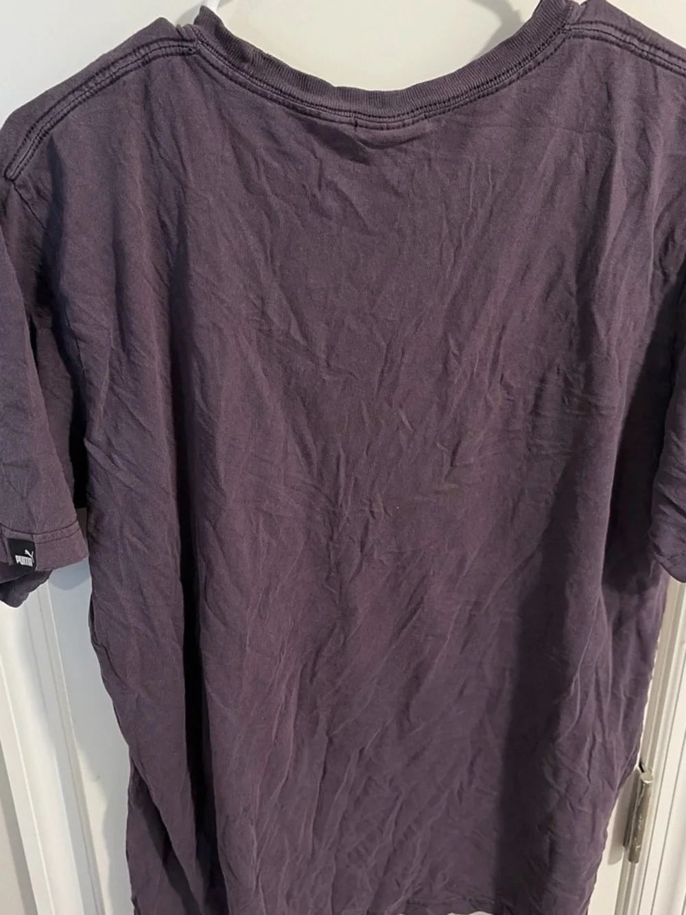 Puma Men's Dark Purple T-Shirt with Yellow Logo - Picture 4 of 5